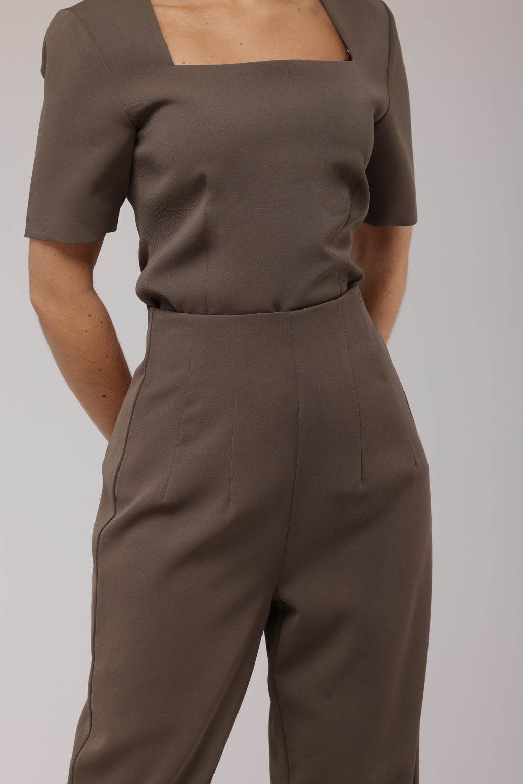 Pantalon structuré taille haute marron glacé